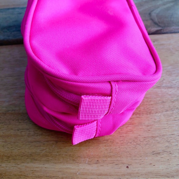 Jansport Bag in HOT PINK double zipper - Picture 4 of 10